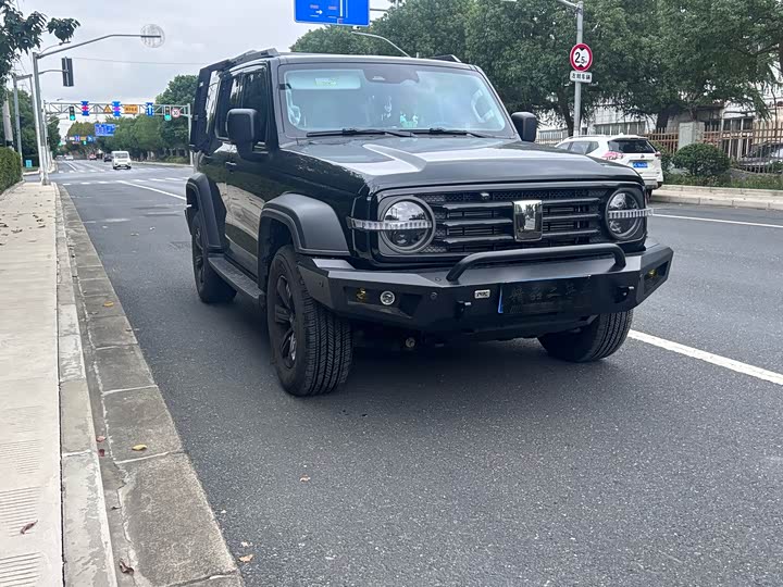 Фото 3 - Tank 300