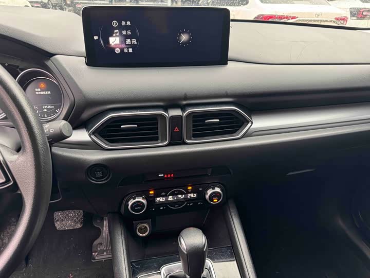 Фото 9 - Mazda CX-5