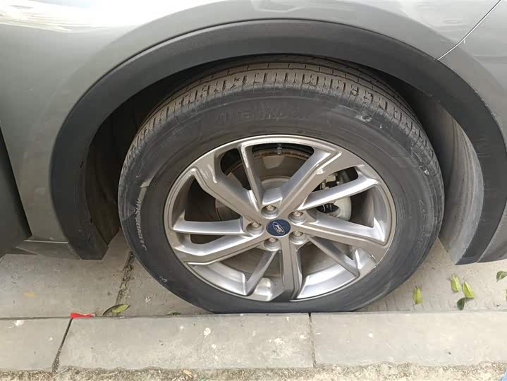 Фото 6 - Ford Mondeo Sport (Evos)