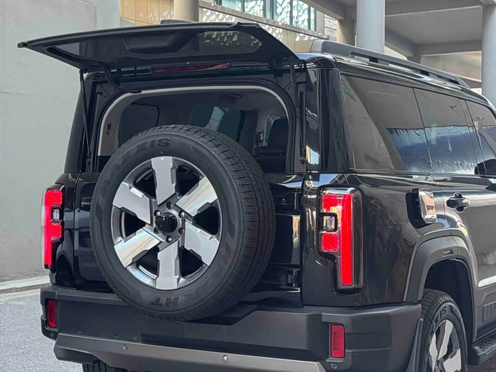 Фото 9 - BAIC Beijing BJ40 Hybrid