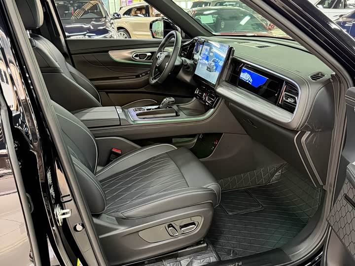 Фото 6 - GAC Trumpchi GS8