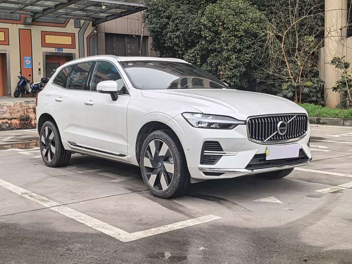 Фото 3 - Volvo XC60 Hybrid