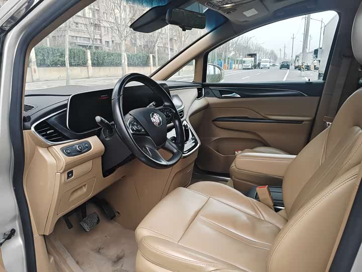 Photo 4 - Buick GL8 ES