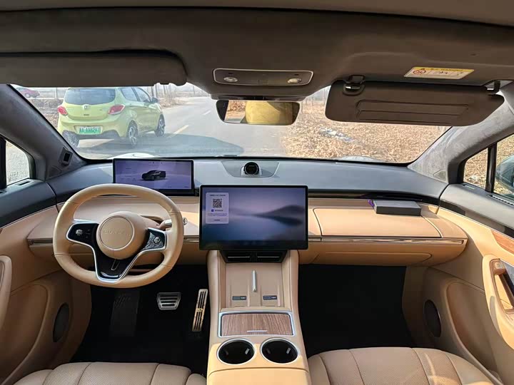 Фото 6 - Luxeed R7