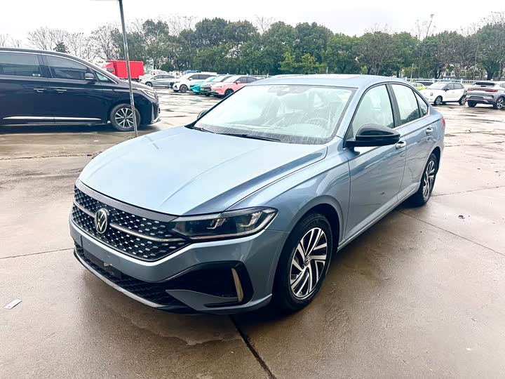 Фото 1 - Volkswagen Lavida