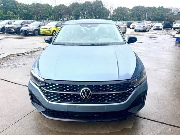 Фото 2 - Volkswagen Lavida