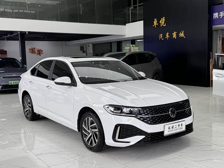 Photo 8 - Volkswagen Lavida