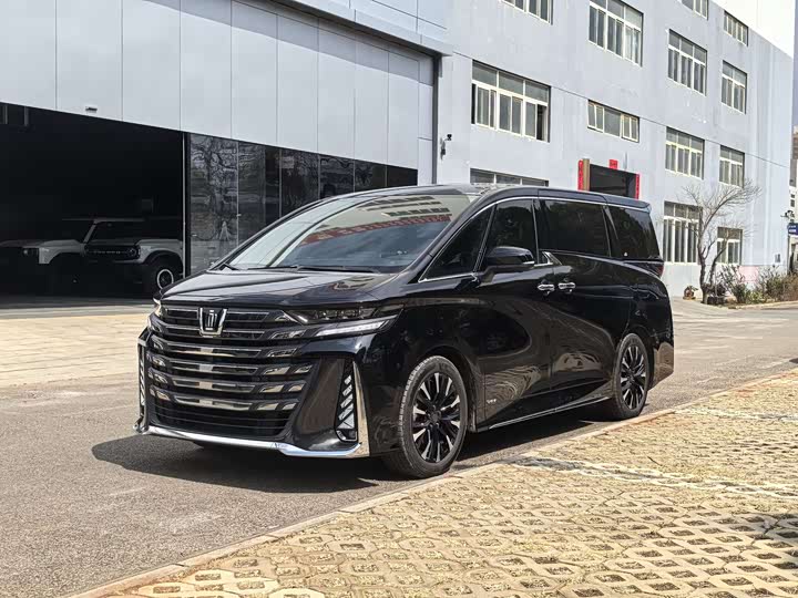 Photo 3 - Toyota Vellfire