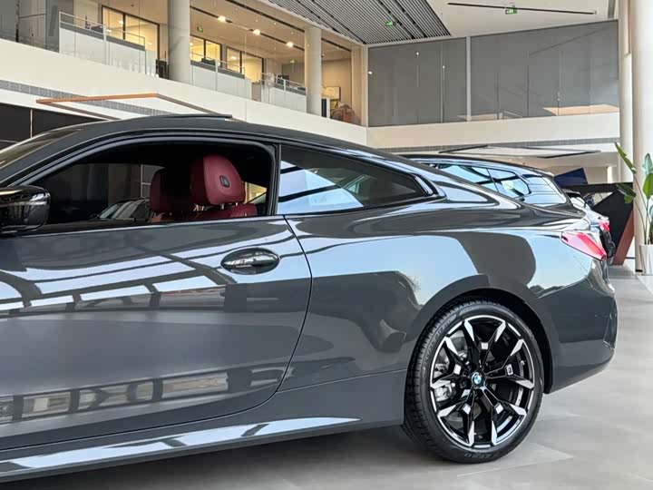 Фото 2 - BMW 4 Series