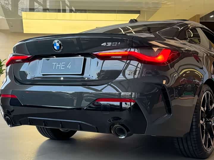 Фото 4 - BMW 4 Series