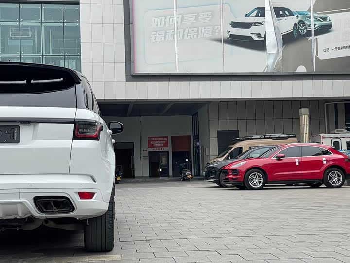 Photo 9 - Land Rover Range Rover Sport