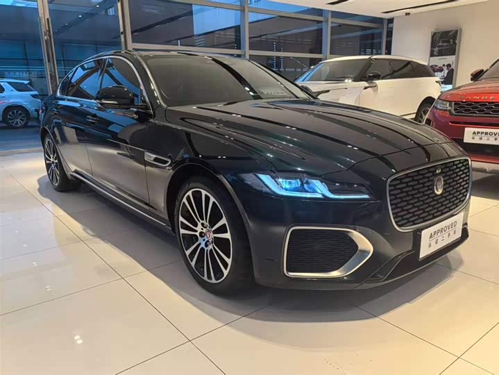 Фото 3 - Jaguar XF L