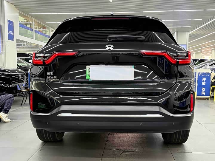 Photo 6 - Nio ES6