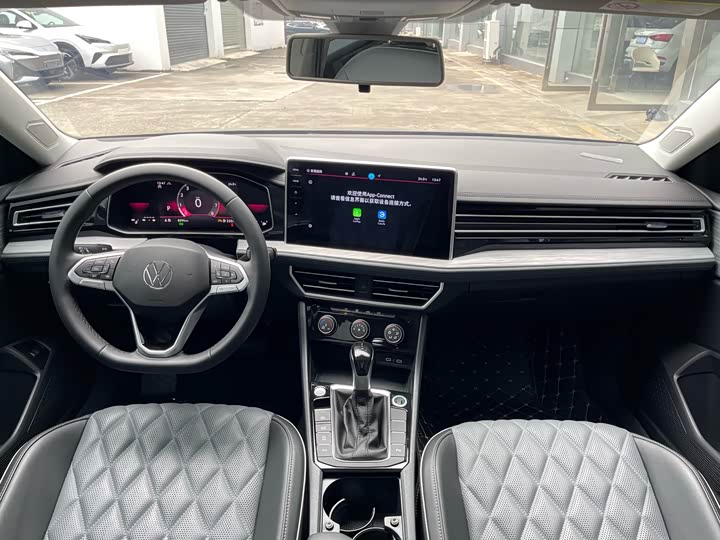 Фото 7 - Volkswagen Sagitar L