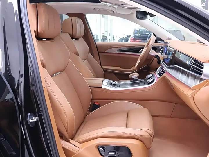 Фото 7 - Hongqi H9