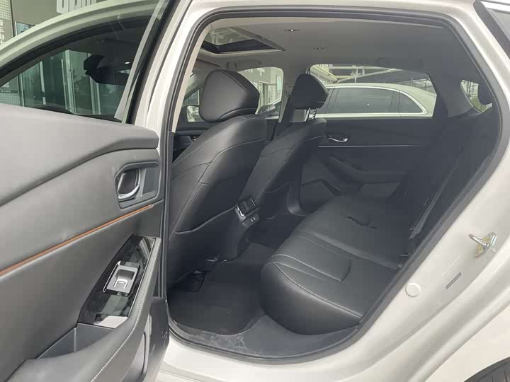 Фото 5 - Honda Accord