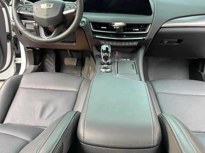 Фото 5 - Cadillac CT5