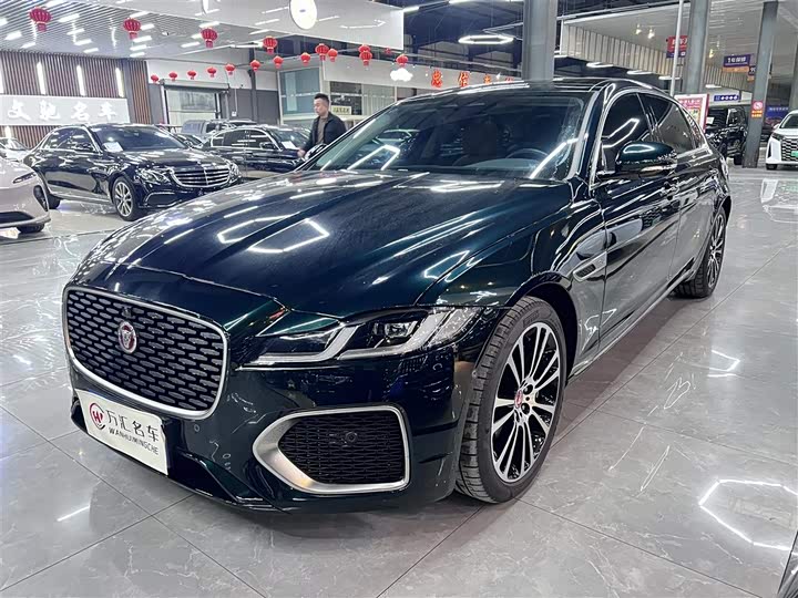 Фото 2 - Jaguar XF L