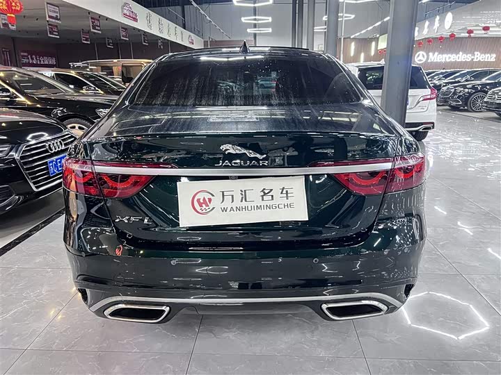 Фото 6 - Jaguar XF L