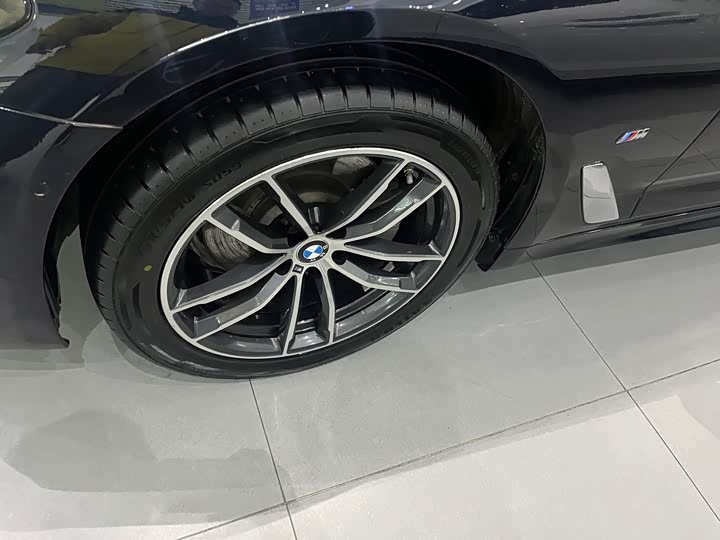 Фото 4 - BMW 5 Series