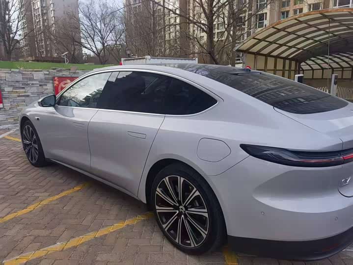 Фото 2 - Nio ET7