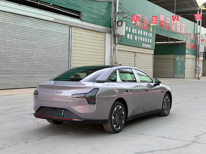 Фото 4 - XPeng Mona M03