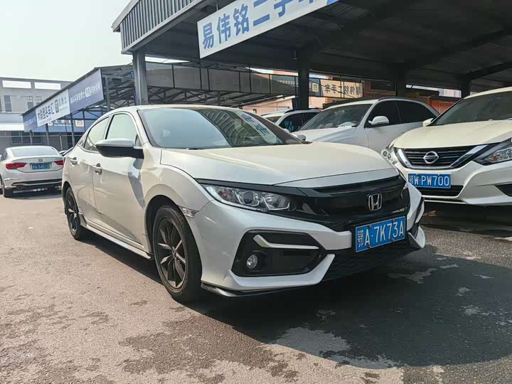 Фото 3 - Honda Civic