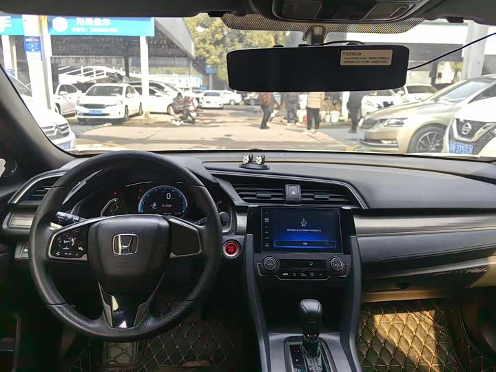 Фото 6 - Honda Civic