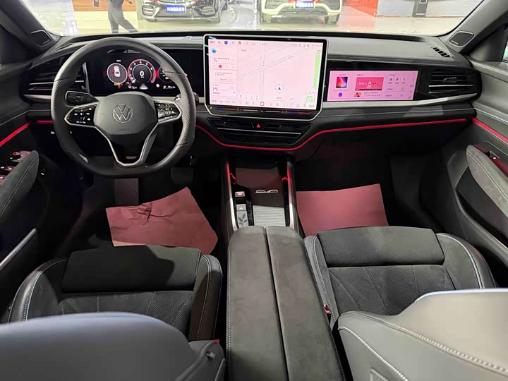 Фото 9 - Volkswagen Passat