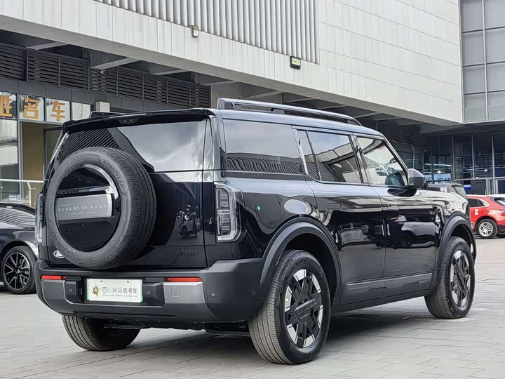 Фото 7 - Ford Bronco EV/Hybrid