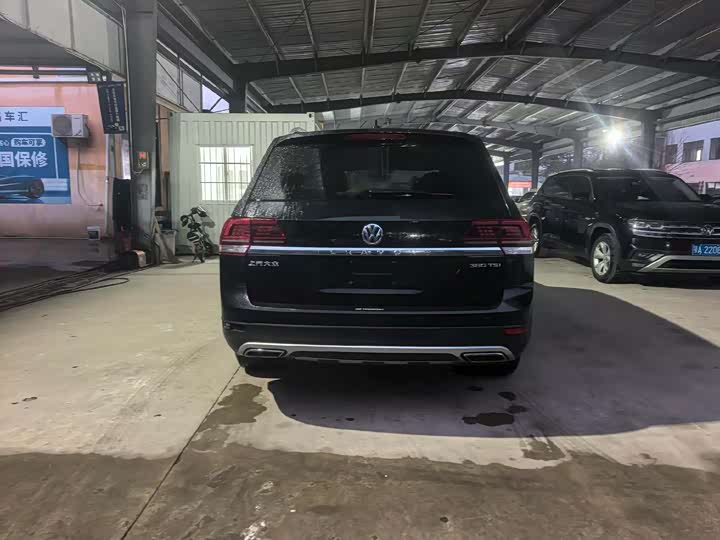 Фото 8 - Volkswagen Teramont Pro