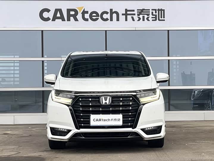 Фото 2 - Honda Elysion