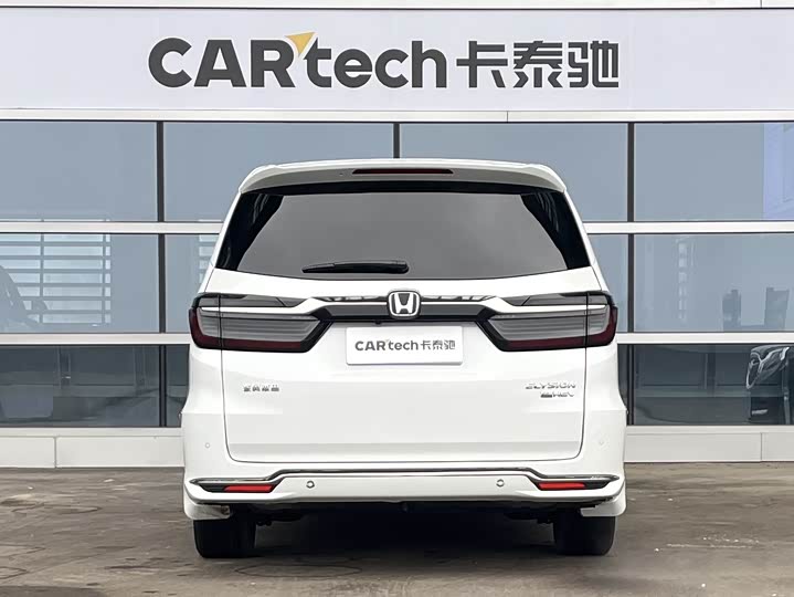 Фото 5 - Honda Elysion