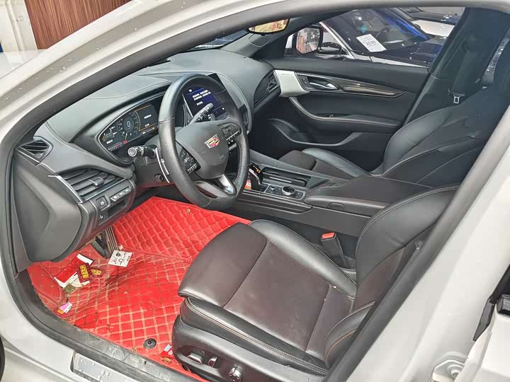 Фото 6 - Cadillac CT5