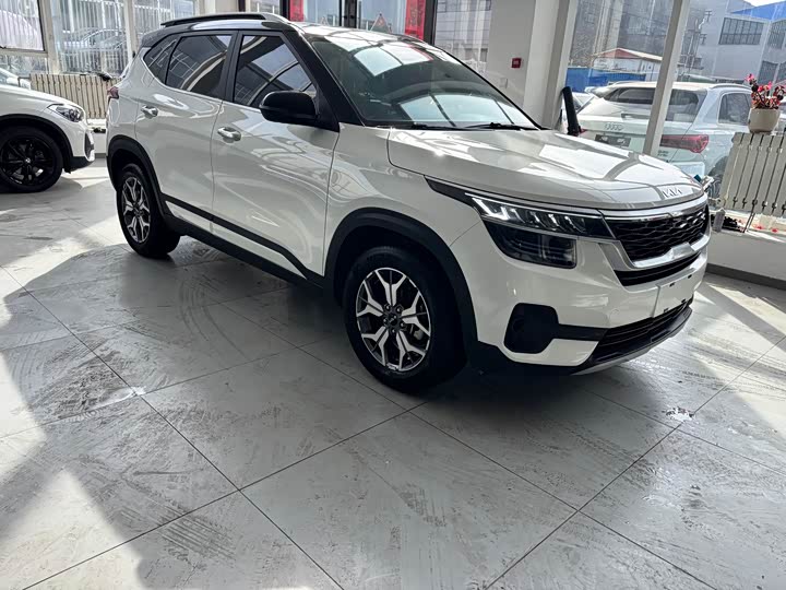 Фото 2 - Kia KX3