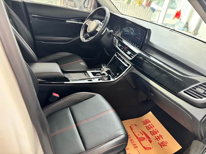 Фото 7 - Kia KX3