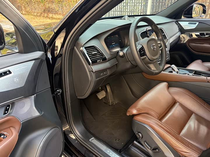 Фото 4 - Volvo XC90 Hybrid