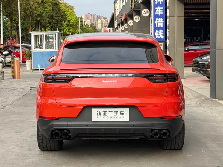 Фото 5 - Porsche Cayenne