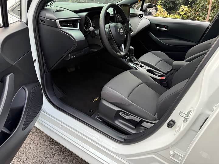 Фото 4 - Toyota Levin