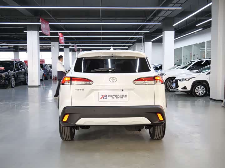 Photo 4 - Toyota Corolla Cross