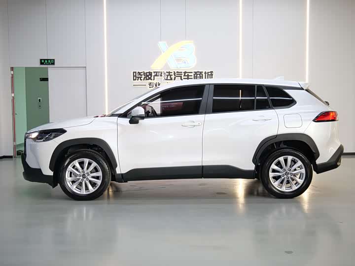 Photo 7 - Toyota Corolla Cross