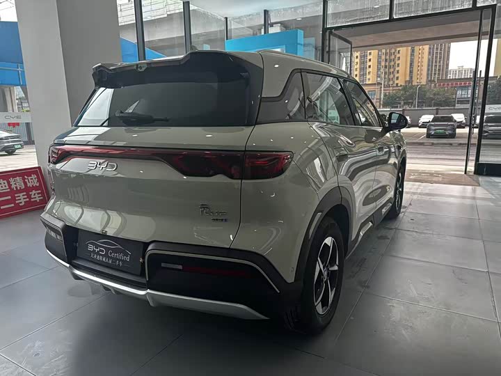 Фото 8 - BYD Yuan Up