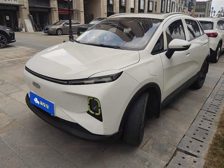 Фото 1 - Geely Geometry E Firefly