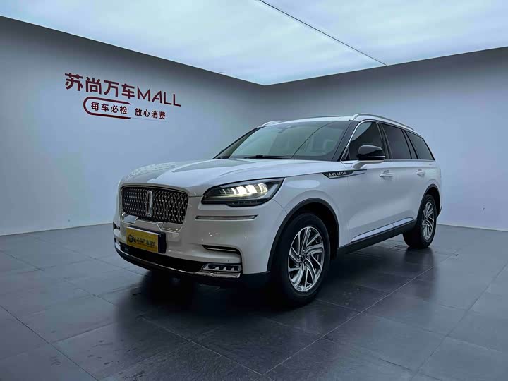 Фото 1 - Lincoln Aviator