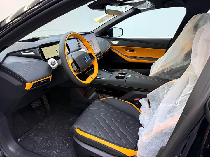 Фото 9 - Changan Deepal SL03