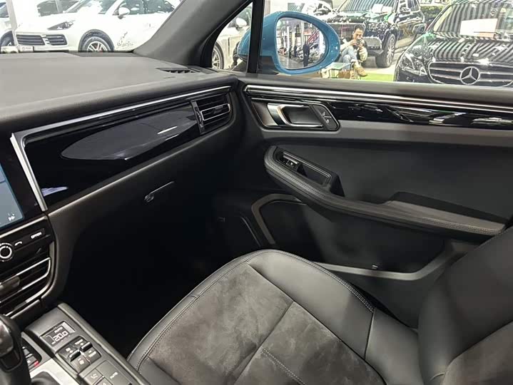 Фото 5 - Porsche Macan