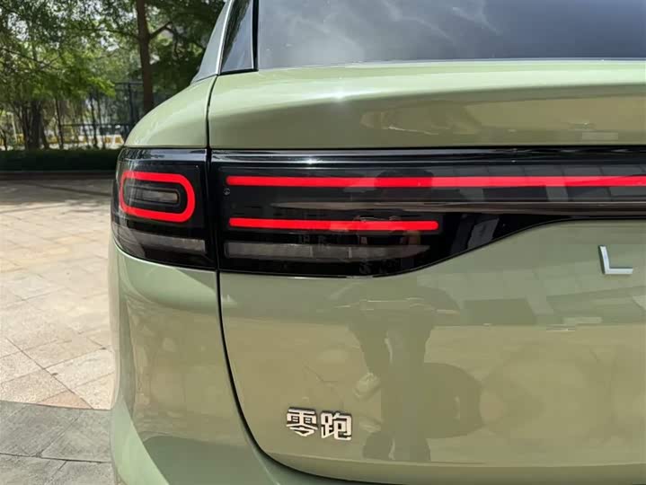 Фото 9 - Leapmotor C11