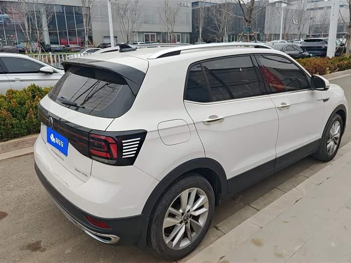 Фото 3 - Volkswagen T-Cross
