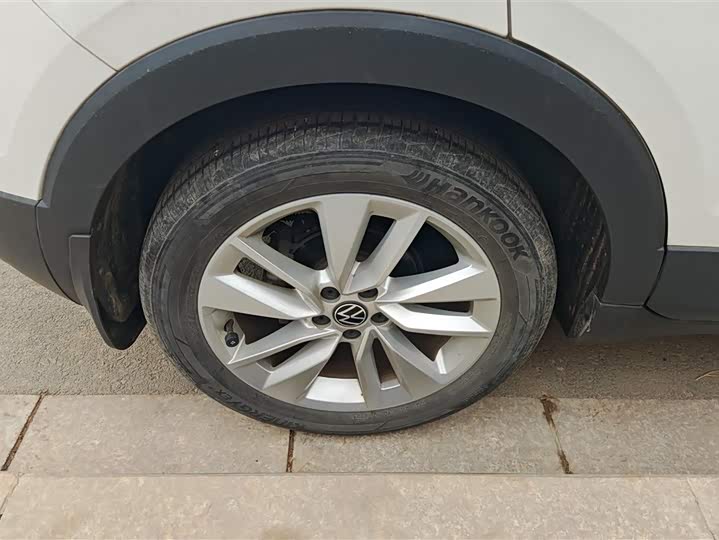 Фото 6 - Volkswagen T-Cross