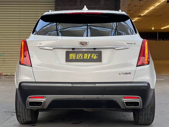 Фото 9 - Cadillac XT5